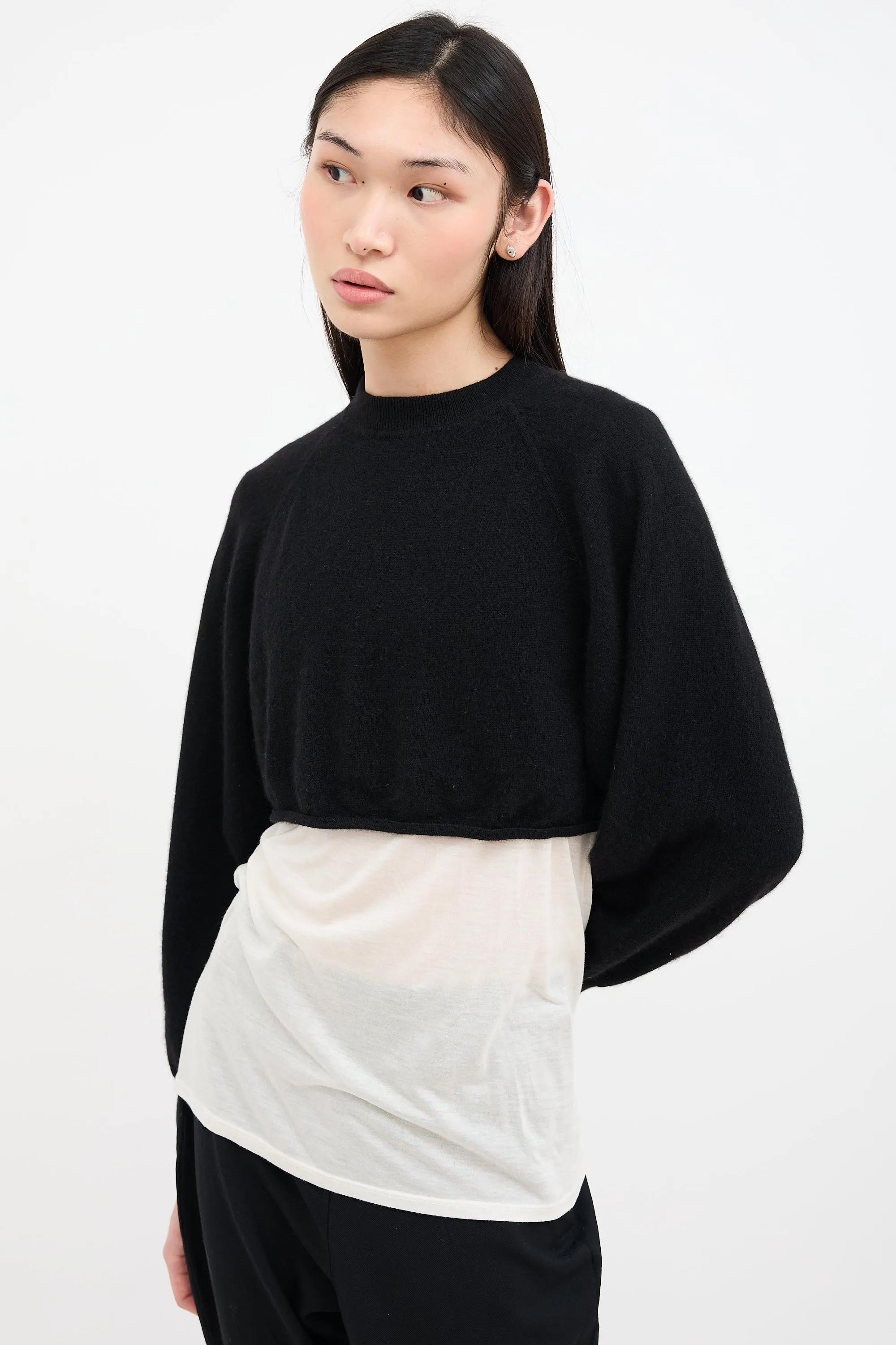 Black Cashmere Cropped Bocas Sweater
